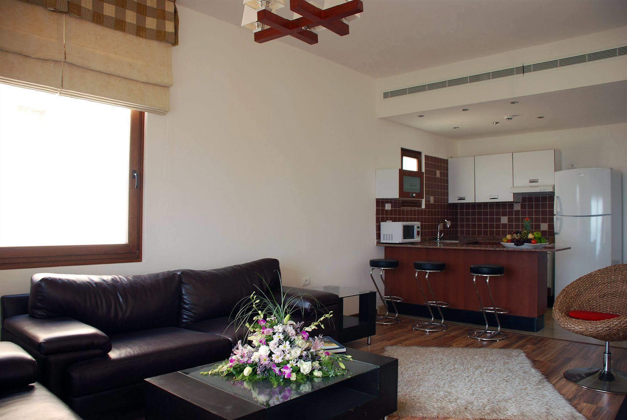 City Suite عاليه المظهر الخارجي الصورة