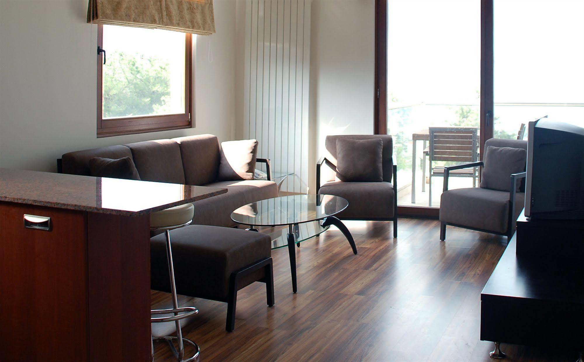 City Suite عاليه المظهر الخارجي الصورة